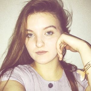 Meet your Posher, Destiny